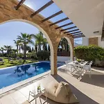 Villa Seafront Ionion H5 *