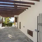 Villa Seafront Ionion H5 *