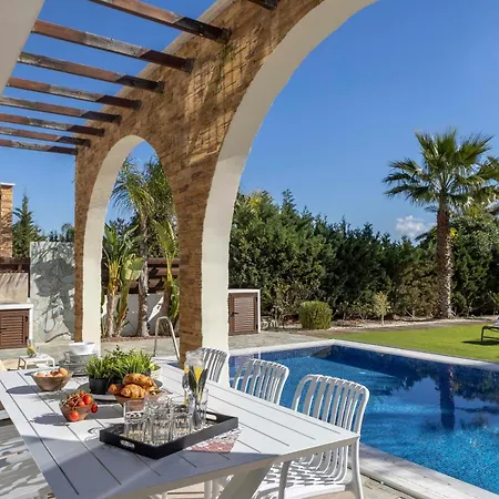 Villa Seafront Ionion H5 Ayía Nápa