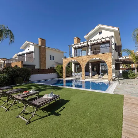 Seafront Ionion H5 * Ayia Napa