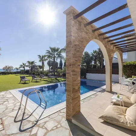 Seafront Ionion H5 Villa