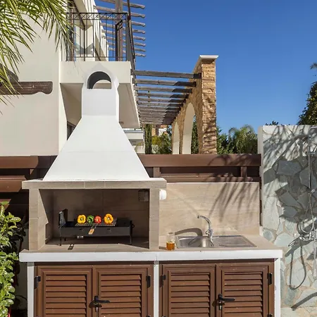 Villa Seafront Ionion H5