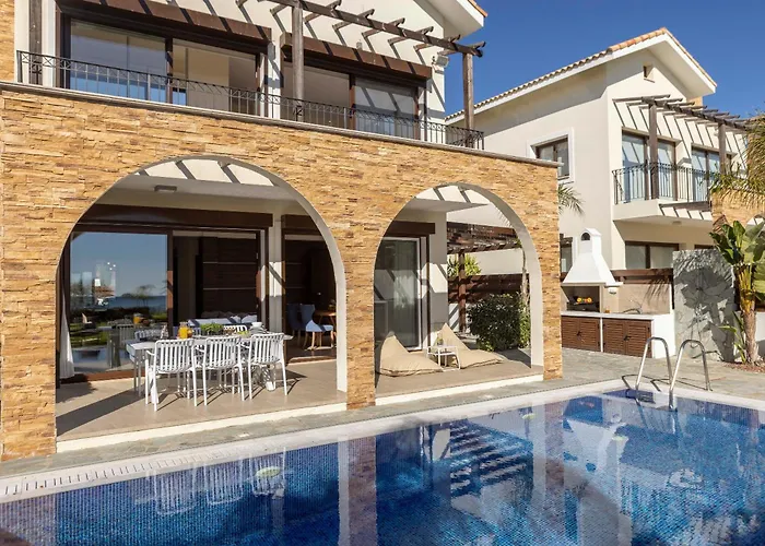 Seafront Ionion H5 * Aya Napa