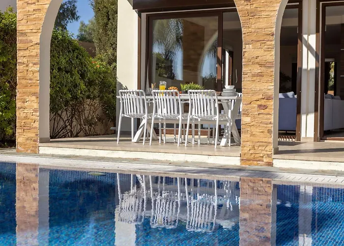 Seafront Ionion H5 * Ayia Napa