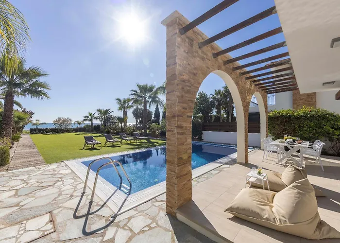 Seafront Ionion H5 Villa