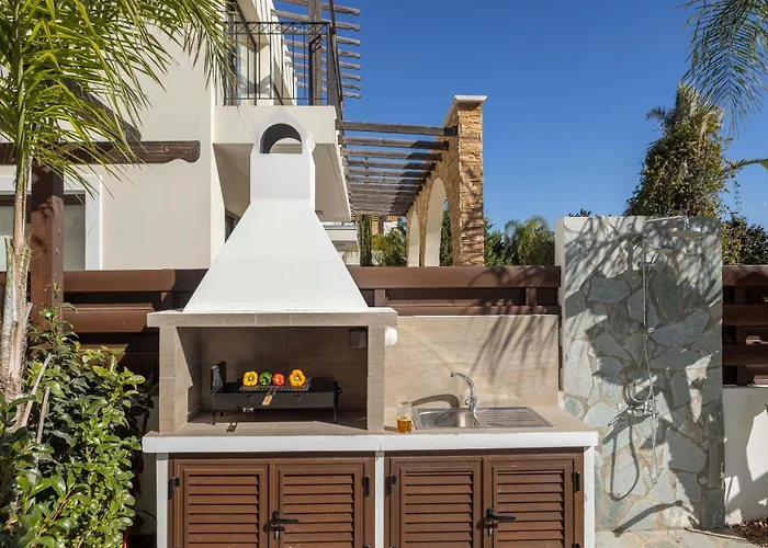 Villa Seafront Ionion H5