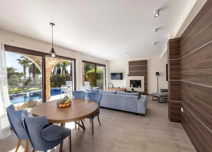 Seafront Ionion H5 Villa *