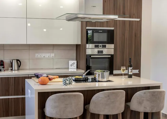 Villa Seafront Ionion H5 *