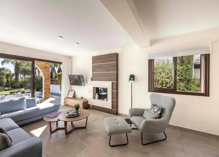 Seafront Ionion H5 Villa *