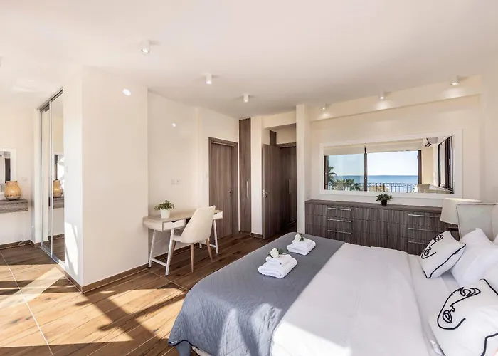 Seafront Ionion H5 Villa